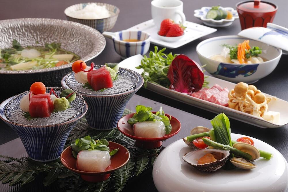 お食事付きでもリーズナブルに4255296