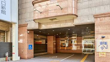 施設の入り口 / 6