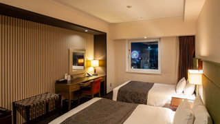 スーペリア ルーム シングルベッド 2 台 喫煙可