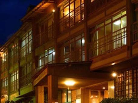 六つの貸切風呂を湯めぐり ふたりの湯宿 湯花満開 / 4