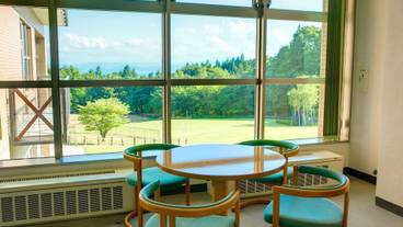 客室内のダイニングエリア / 13