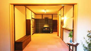 施設の入り口 / 6