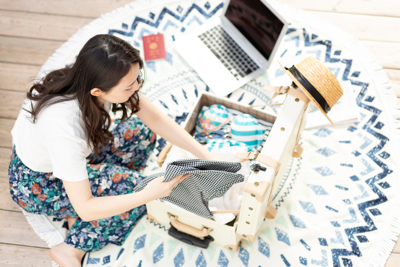 女性　ライフスタイル　旅行