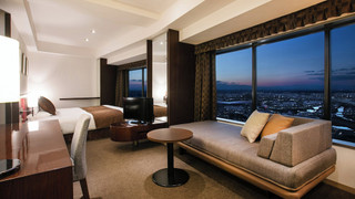 デラックスキングルーム 禁煙 38～39階 (3人目はエキストラベッドを利用)