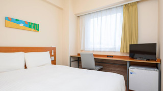 スタンダード ルーム クイーンベッド 1 台 禁煙