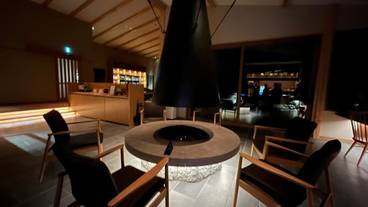 ロビーラウンジ① / 2