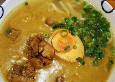 金月そば 国際通りむつみ食堂店