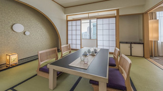 ルーム (Japanese Hilton Deluxe)