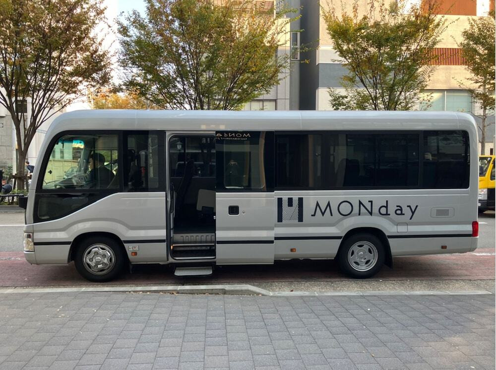 市街地へのシャトル サービス