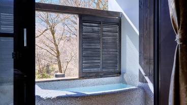 客室 / 18