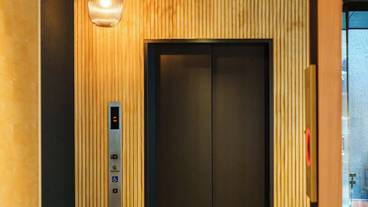 エレベーター / 1