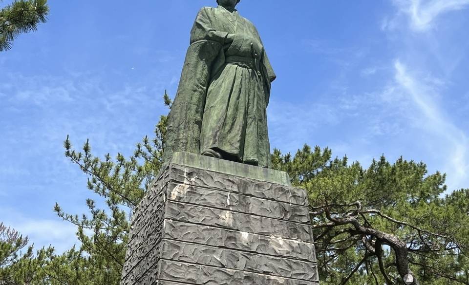 坂本龍馬銅像 / 2