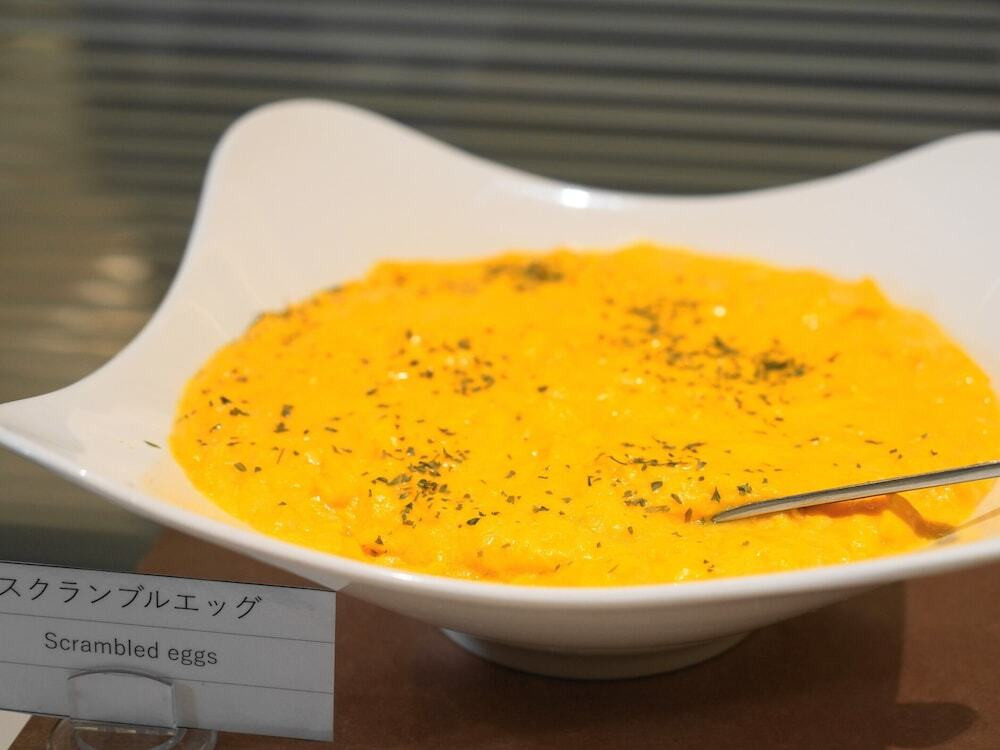 朝食