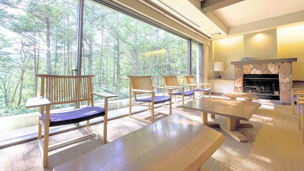 ロビー応接スペース