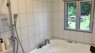 トリプルルーム 庭付き