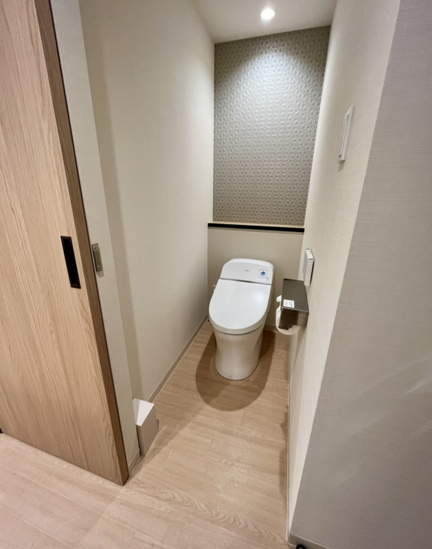 トイレとバスルームがそれぞれ独立していて便利
