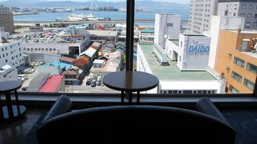 施設内の設備 / 18