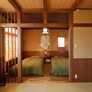 くつろぎ空間と寝室を分けたスイートルーム仕様で贅沢な気分3395650