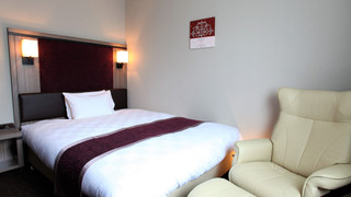 スタンダード ダブルルーム喫煙可 (20平米)