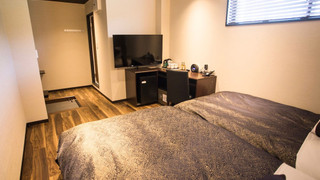 ［洋モダン洋室］喫煙