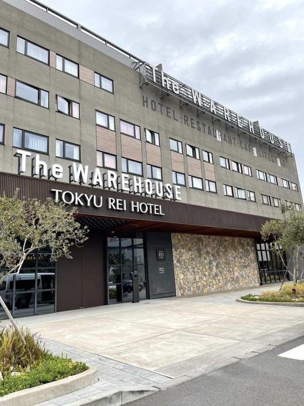 ブルックリン風な川崎キングスカイフロント東急REI