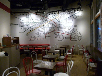 「パークストリートカフェ 東京ドームシティーラクーア店」内観 917817 
