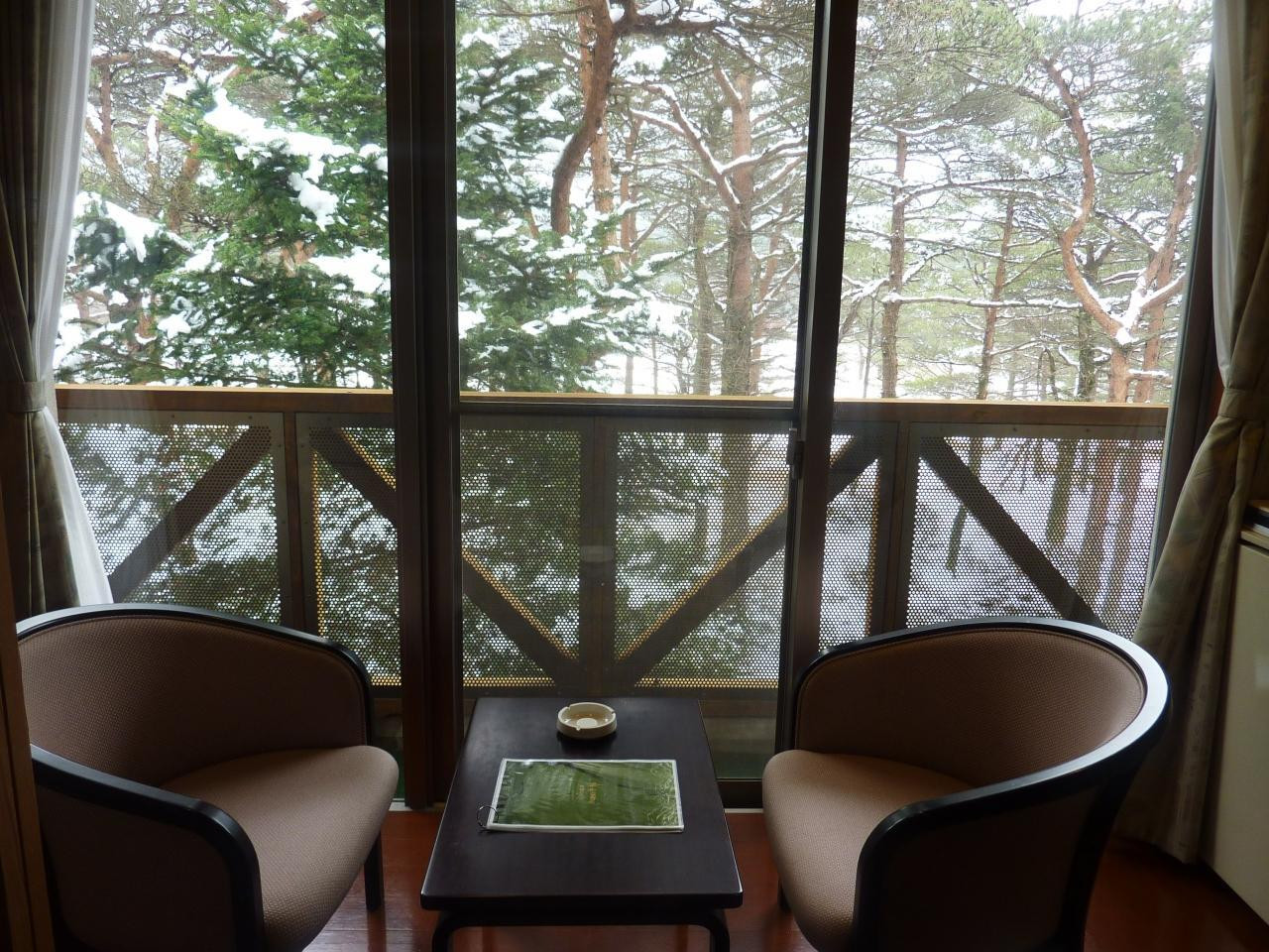 8.えびの高原ホテル（宮崎県）4238898