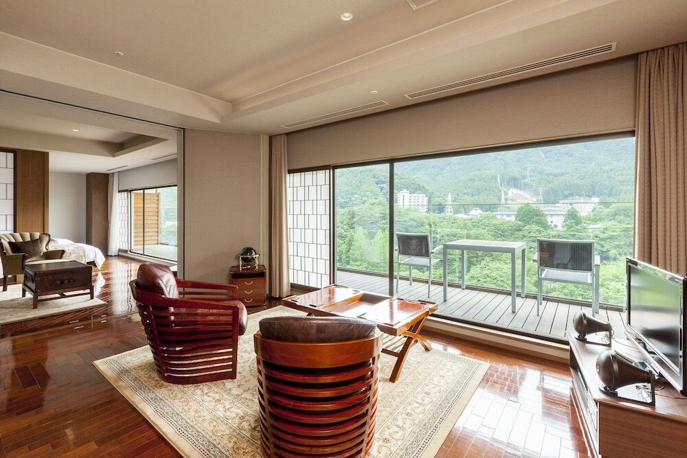 渓谷の自然美がおりなす上質な空間で彼と寛ぎの時間を3737818