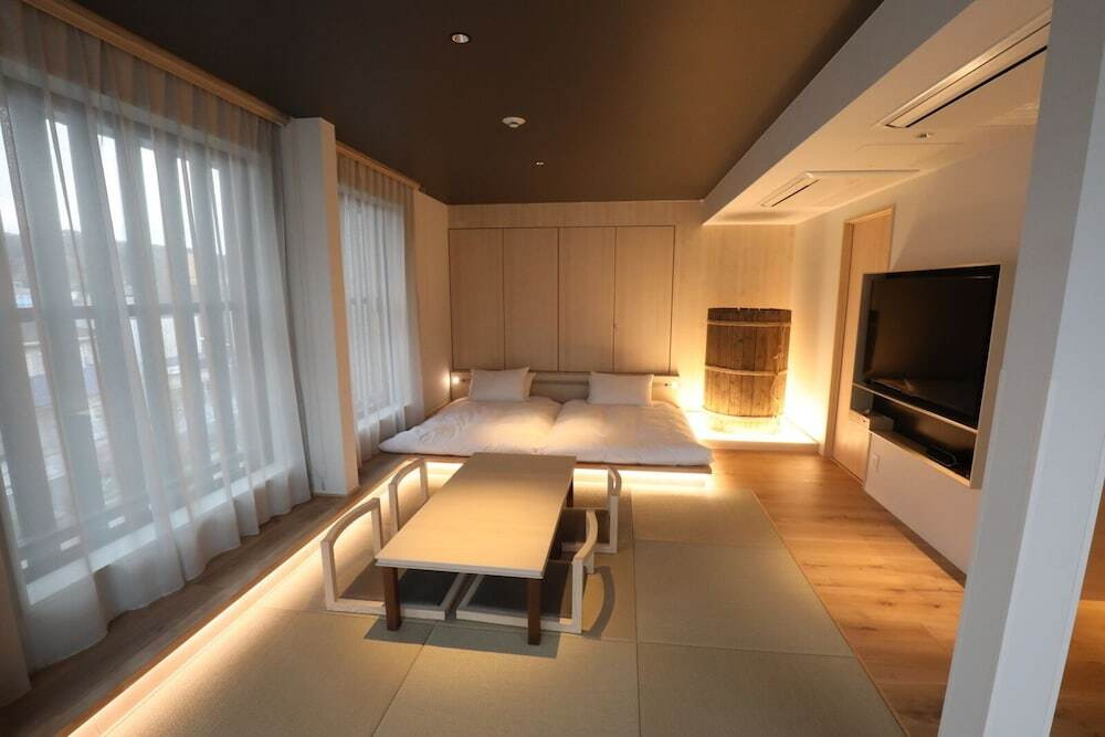 グループ女子旅でもOKなファミリーサイズのお部屋も◎3955760