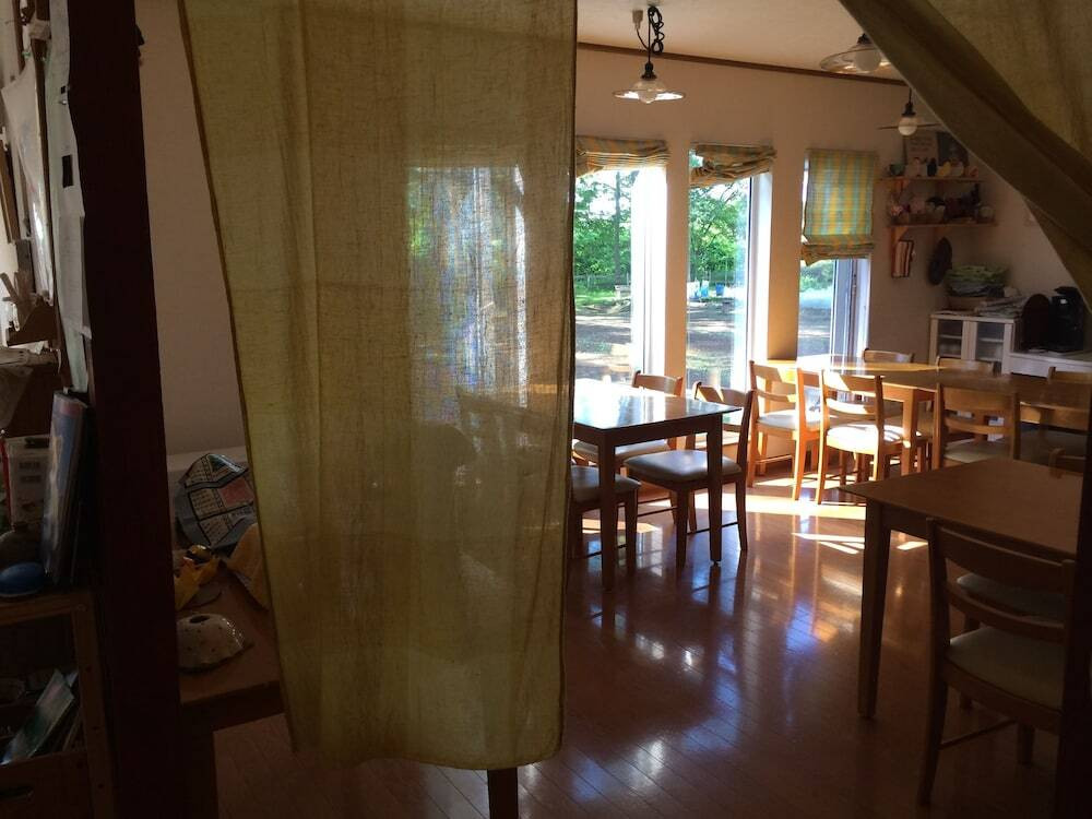 ロビーラウンジ