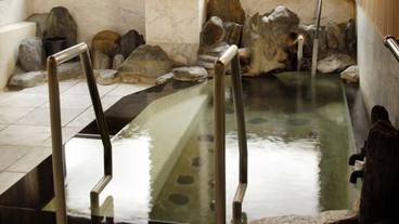 屋内スパ浴槽 / 4