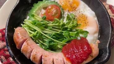 食事・飲み物 / 12