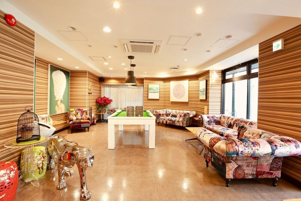 ロビーラウンジ