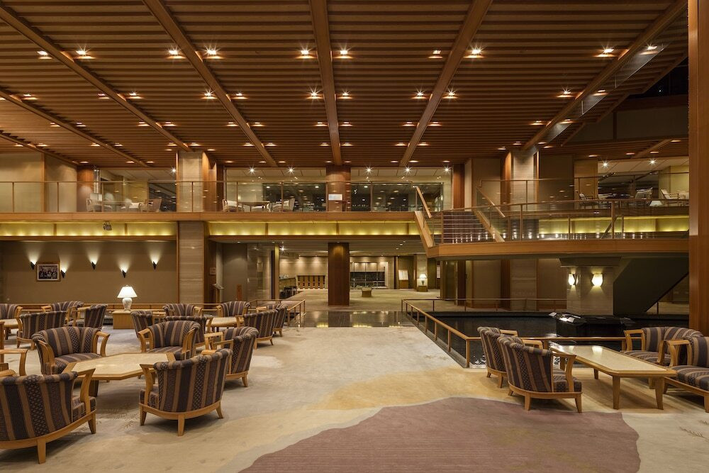 ロビーラウンジ