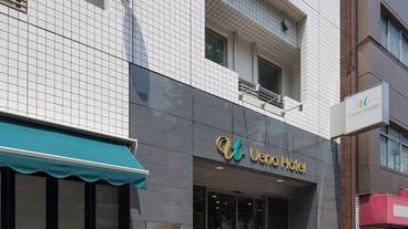 施設の入り口 / 14