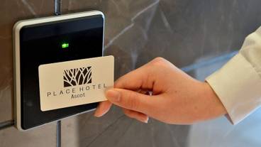 エレベーター / 1