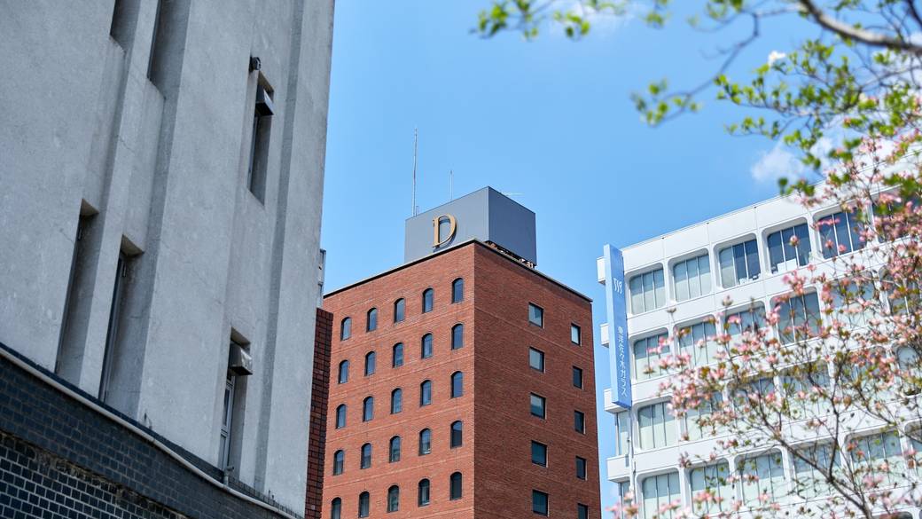 素敵なホテルで
二人の時間を彩って / 2