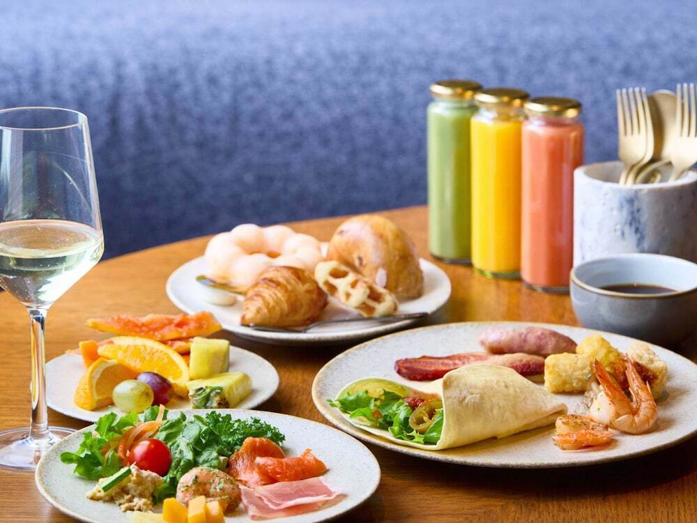 朝食