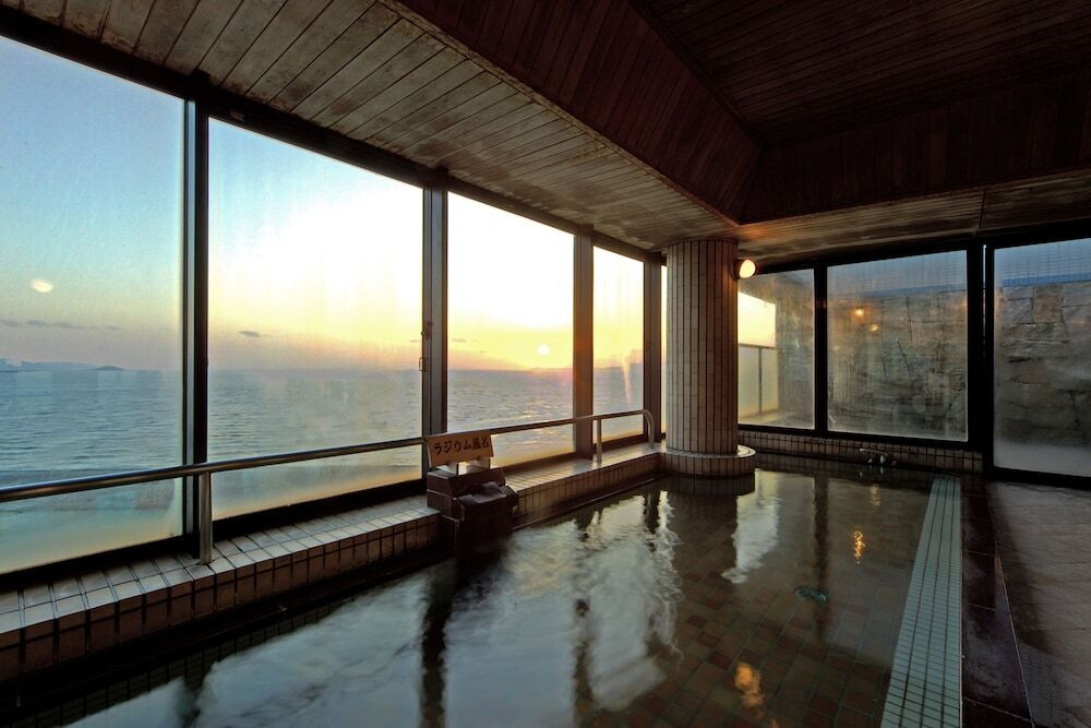 全室オーシャンビュー!和洋室もある海沿いリゾートホテル3490957