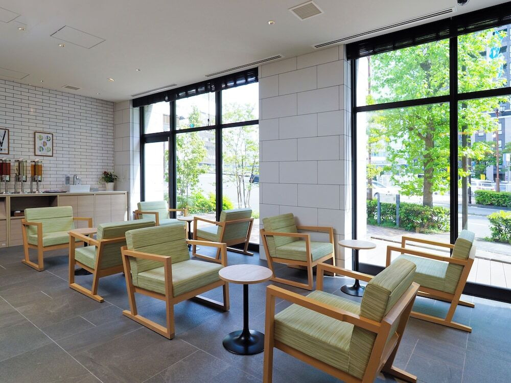 ロビーラウンジ