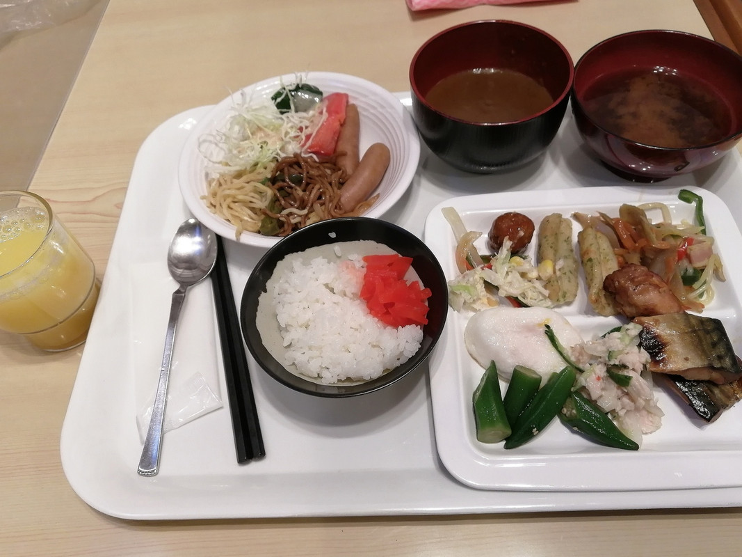 手作り感のある朝食バイキングでした。