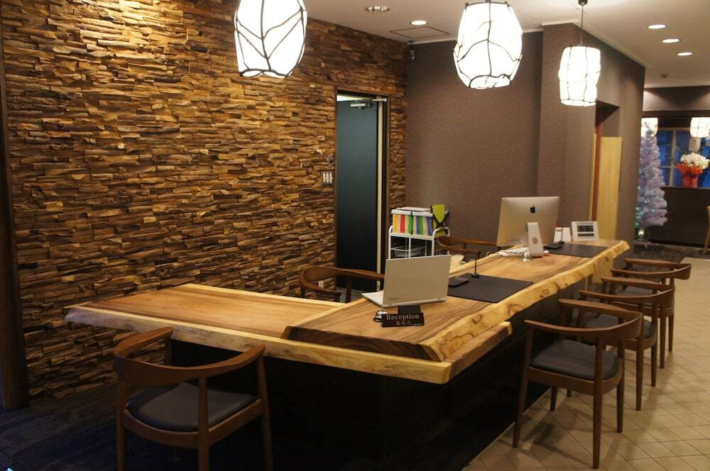 ロビーラウンジ