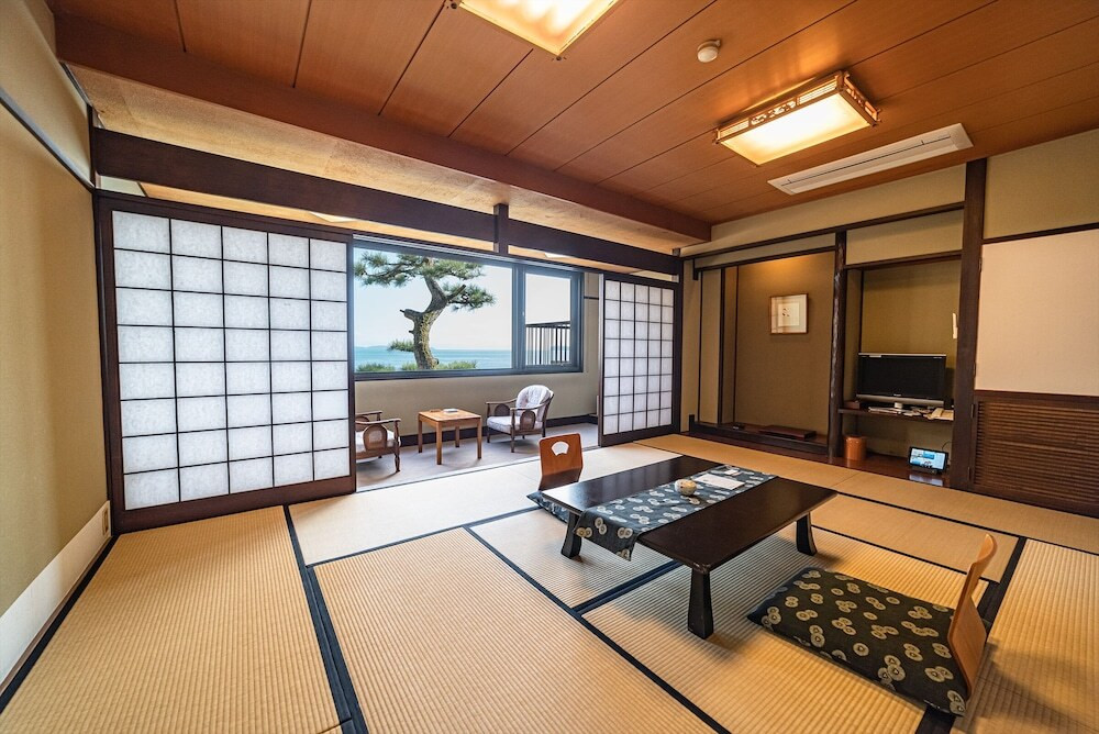 南館 和室10畳