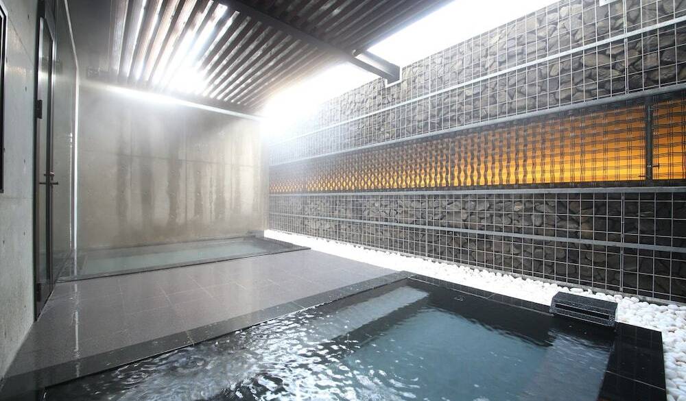 大浴場 天然温泉 / 1