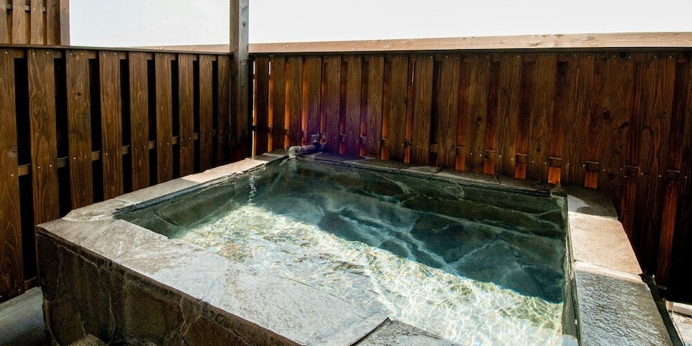 "つるヌル"の美人湯が自慢♪猫もくつろぐレトロな旅館4060851