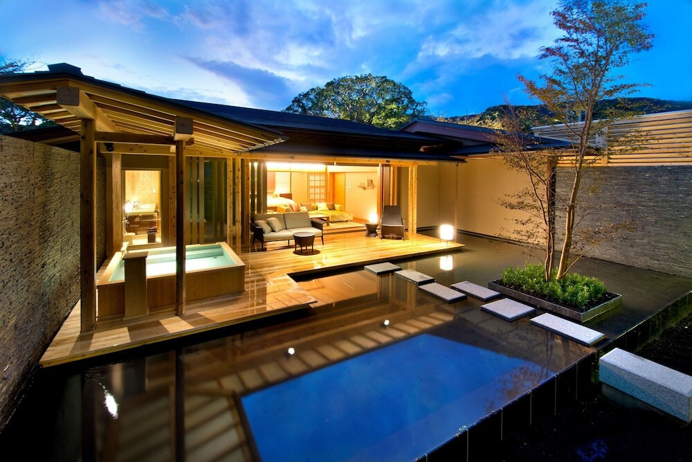 1．ABBA RESORTS IZU 坐漁荘（静岡伊豆）3498552