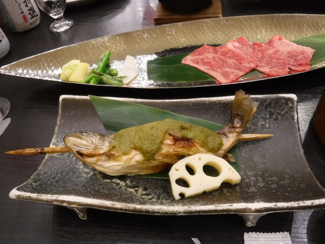 夕食のイワナ塩焼きと栃木牛のしゃぶしゃぶ