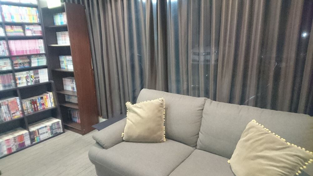 ロビーラウンジ