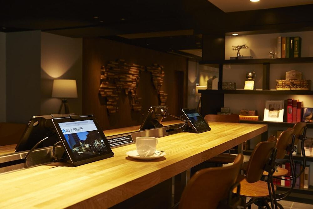 ロビーラウンジ