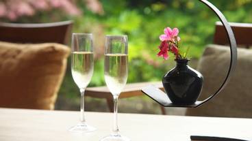 シャンパン サービス / 13